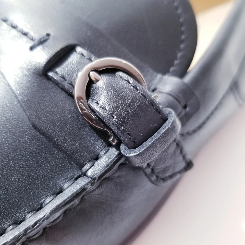 SALVATORE FERRAGAMO Black Leather Side Buckle Loafers Wine Vibram Sole 9.5
